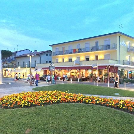 Hotel Stella D'Oro リド・ディ・イエゾロ エクステリア 写真