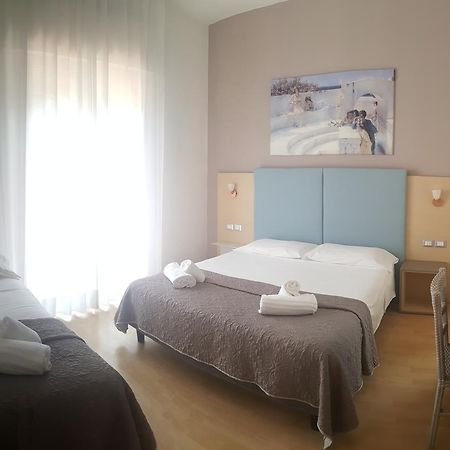 Hotel Stella D'Oro リド・ディ・イエゾロ エクステリア 写真