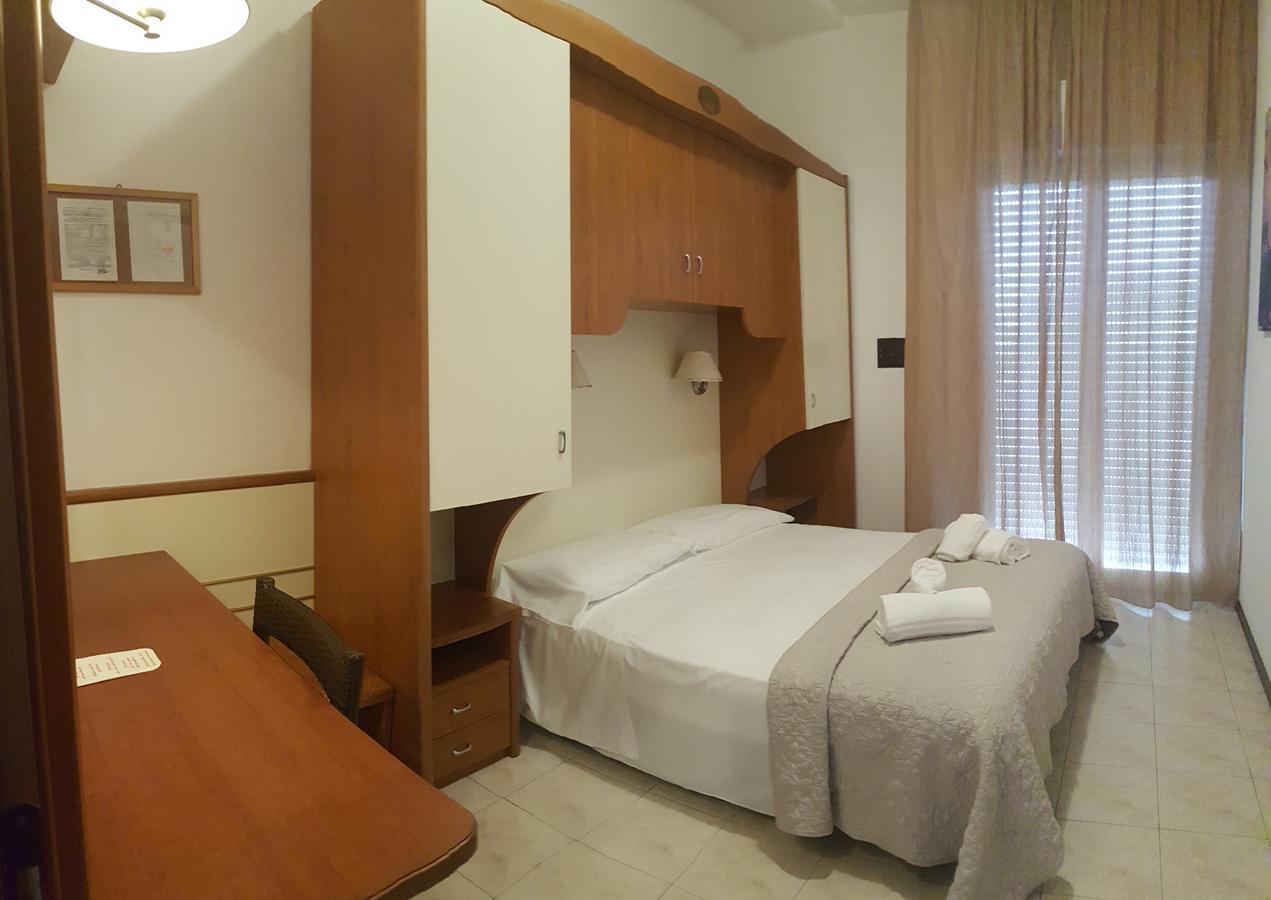 Hotel Stella D'Oro リド・ディ・イエゾロ エクステリア 写真